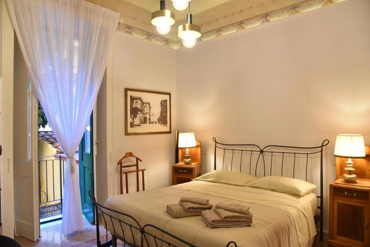 Ripa Garden Room And Suite Салерно Экстерьер фото